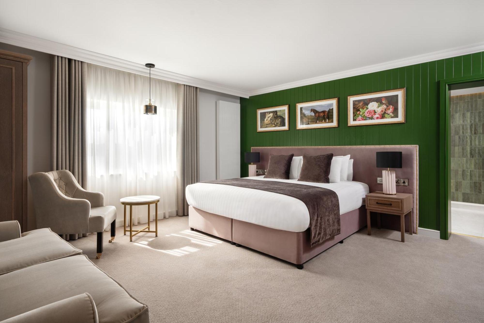Ivanhoe Inn And Hotel Белфаст Екстериор снимка